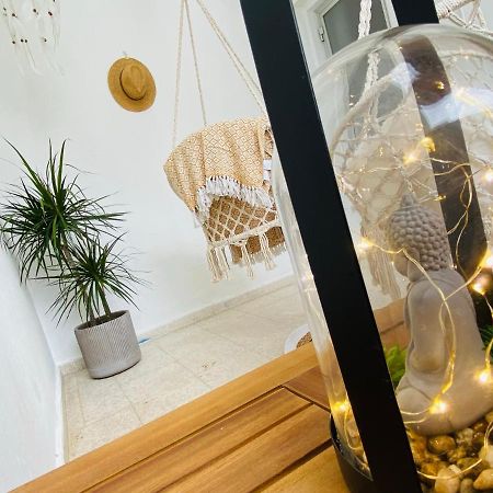 Boho-Chic One Bedroom Flat In Engomi Bagian luar foto