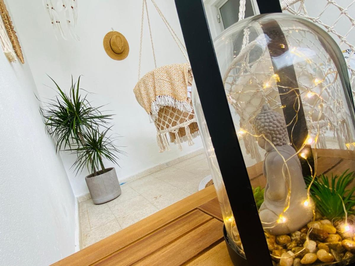 Boho-Chic One Bedroom Flat In Engomi Bagian luar foto